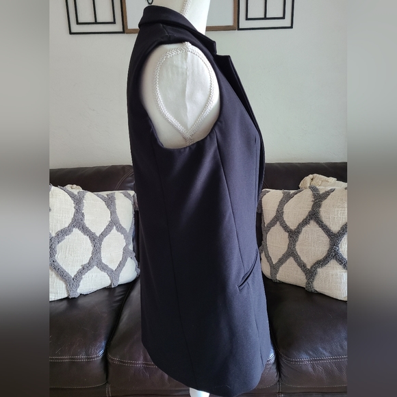 EXPRESS Black Sleeveless Mid Length Collared Vest Women's Size S Classic - Picture 7 of 11